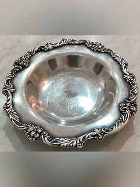 Reed & Barton King Francis Silverplate Bonbon Dish 7” Bowl 1670 Baroque Vintage
